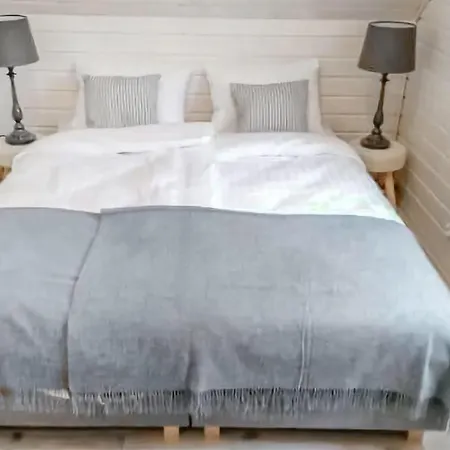 Maison Confortable De 2 à Hébergement de vacances *
