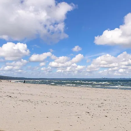 2 Bedroom Stunning In *