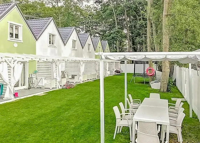 2 Bedroom Stunning In *